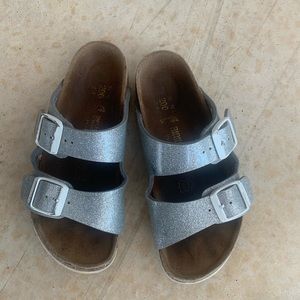 Girls silver Birkenstocks